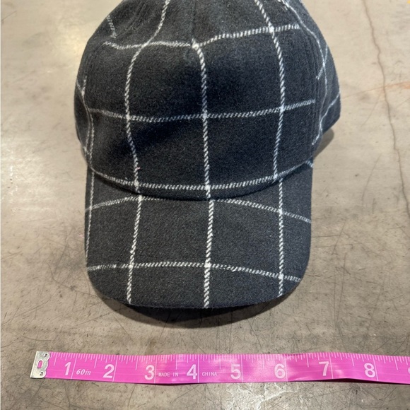 CUTE brand new adjustable cap! Grey w/ white grid pattern.See pic4 more details - Picture 2 of 10